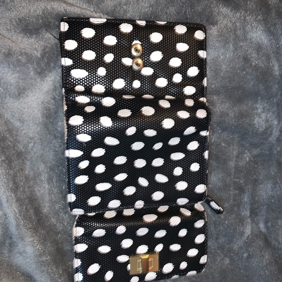 💔SOLD 💔Ooyoo purse with wallet - Picture 8 of 8